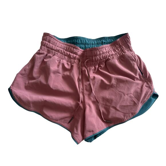 Lululemon Choose A Side Short 3" Quicksand / Sea Green Size 4 Reversible - Picture 4 of 7